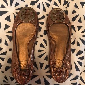 Tory burch gold flats